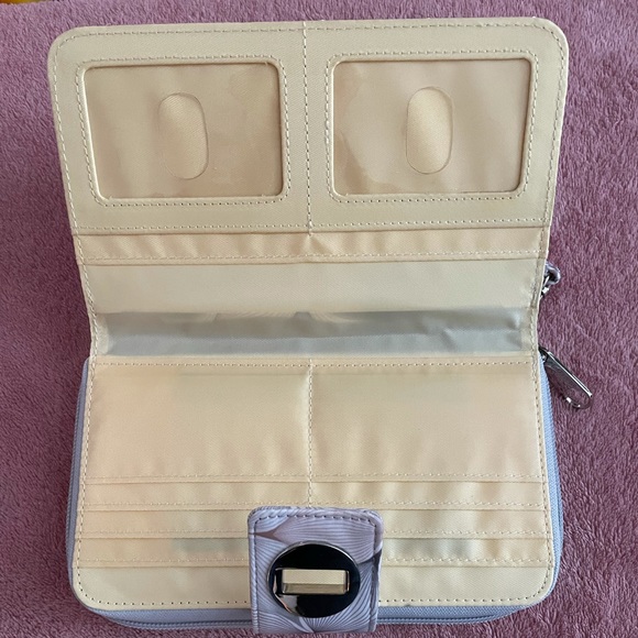 Women’s multi card case with zipper pocket wristlet - Picture 2 of 4